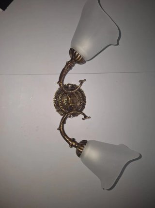 Applique da parete dorato con tulipani