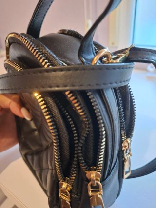 Bolso pequeño acolchado negro