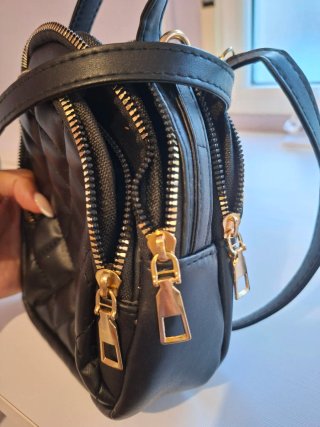 Bolso pequeño acolchado negro