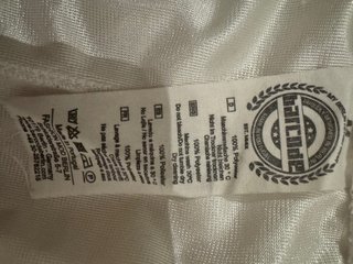 BARCODE Shorts Dorados y Blancos