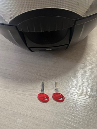 Baúl para moto SHAD