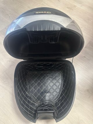 Baúl para moto SHAD