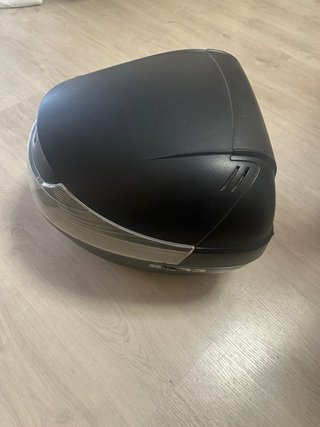 Baúl para moto SHAD