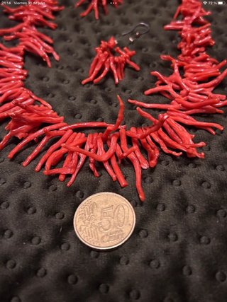 Collar y pendientes color coral