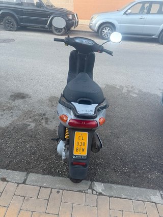 Piaggio Typhoon gris