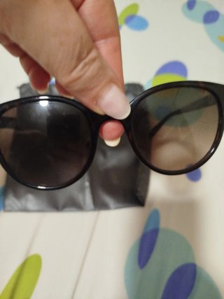 Gafas de sol Tous negras y marrones