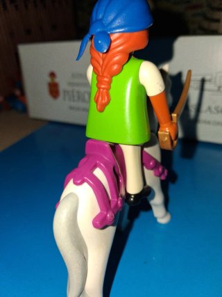 Amazona con caballo Playmobil