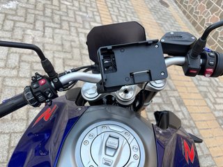 BMW F900R 105CV Azul/Gris
