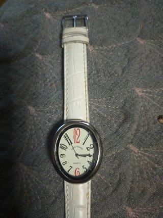 Reloj Louis Valentín Blanco y Plateado