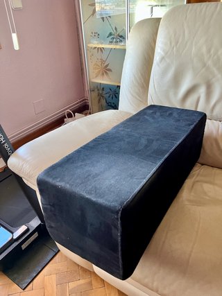 Mesa Couchmaster Cyboss para sofá