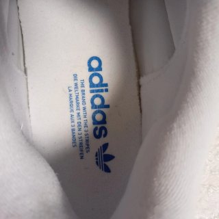 Zapatillas Adidas Blancas y Azules