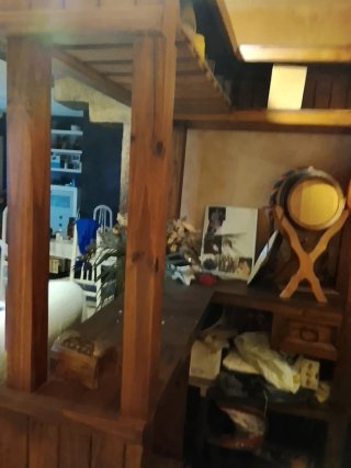 Barra de bar madera forma L con sello de calidad