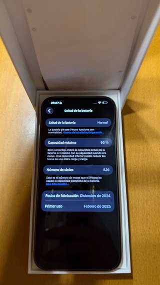 iPhone 16 Pro Max Dorado