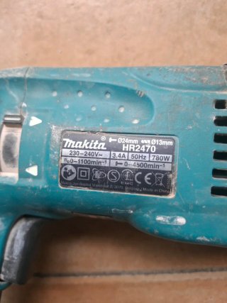 Taladro percutor Makita