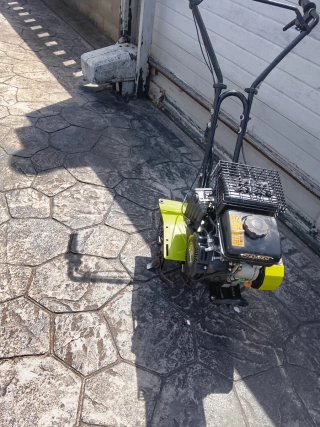 Motoazada de de gasolina,