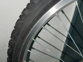 Bicicleta infantile 24" bianca con cambio