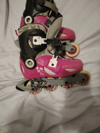 Patines en línea rosas para niña