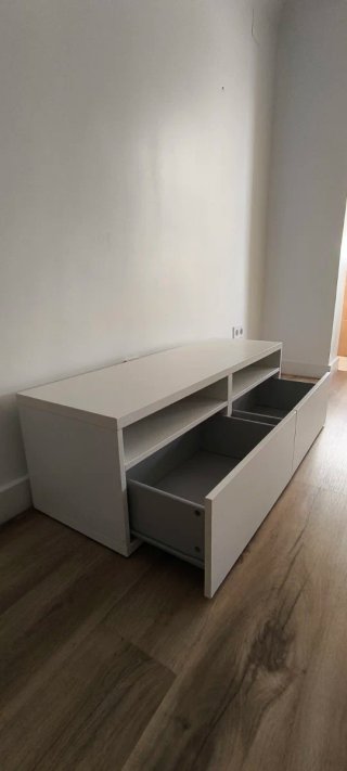Mueble TV blanco