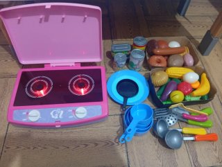 Cocina de madera con sonidos y luces y accesorios