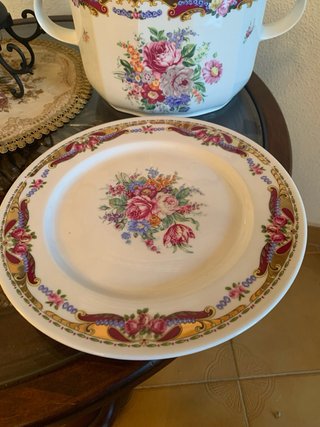 Sopera grande y plato de porcelana Limoges