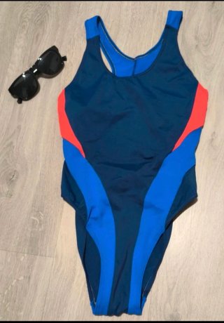 Bañador mujer azul y rojo