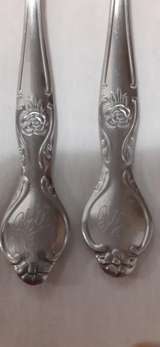 Cubiertos,acero inoxidable.