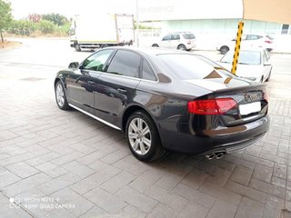 AUDI A4 2.0 TDI DPF S-LINE