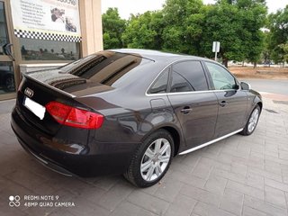 AUDI A4 2.0 TDI DPF S-LINE