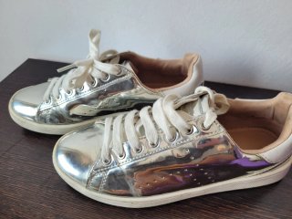 Zapatillas Stradivarius plateadas talla 39