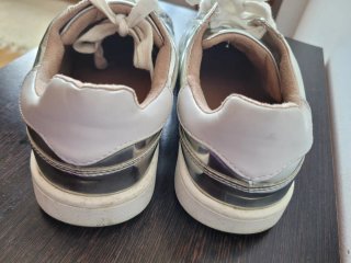 Zapatillas Stradivarius plateadas talla 39