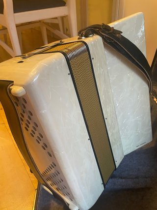 Acordeón Hohner Arietta IIM