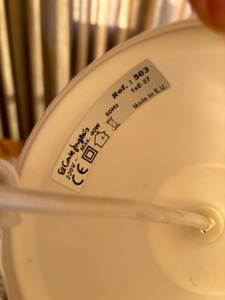 Lámpara de techo de madera beige