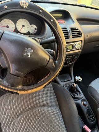 Peugeot 206 2004