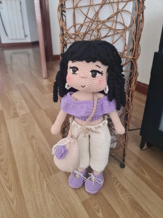 Muñeca Amigurumi Crochet Hecha a Mano