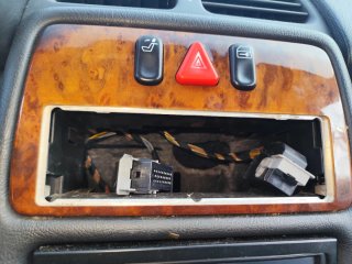 MERCEDES CLK230 2001 interruptores de emergencia