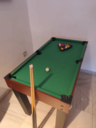*Leer* Mesa de juegos: billar, futbolín, pin pon