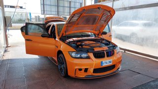 BMW E90 2005