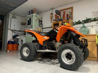 Quad Kymco Maxxer 300 Naranja 2006