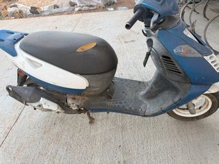 Ciclomotor Aprilia Sonic Azul/Blanco