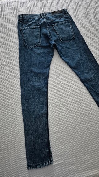 Pantalón pitillo vaquero azul oscuro Pull&Bear