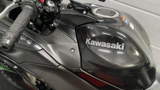 Kawasaki Ninja 650 Negra