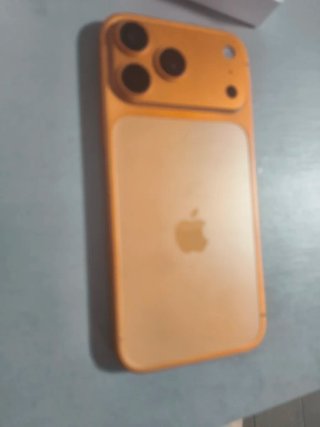 iPhone 17 Pro Max Naranja