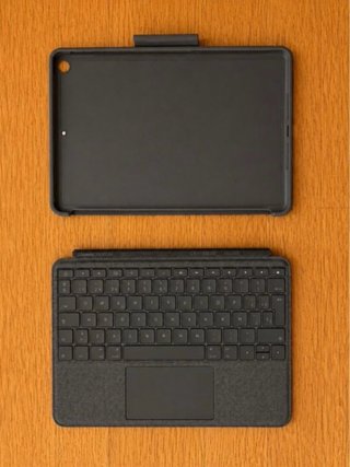 Logitech Combo Touch iPad 10.2 Negro