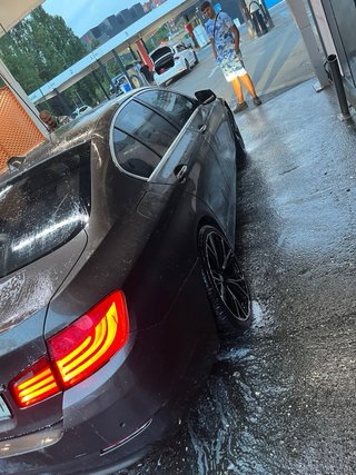 BMW F10 2012