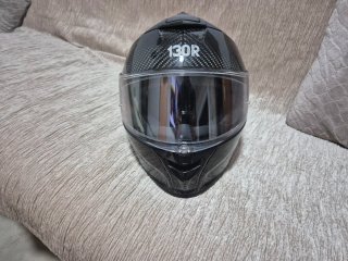 Casco Kashima Carbon Gloss Black