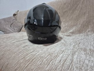 Casco Kashima Carbon Gloss Black