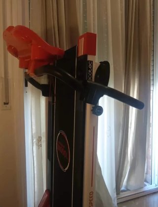 Cinta de Correr Eléctrica Roja