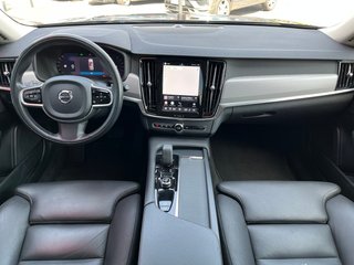 Volvo V90 B4 PLUS DARK 2022