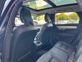 Volvo V90 B4 PLUS DARK 2022