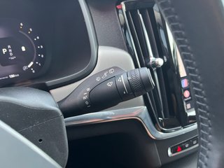 Volvo V90 B4 PLUS DARK 2022